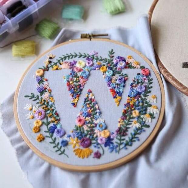 Negative space embroidery: интересный прием в вышивке