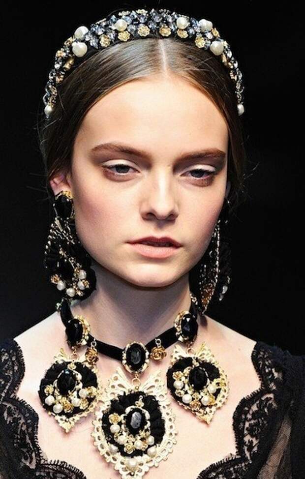 Клипсы в стиле Dolce & Gabbana