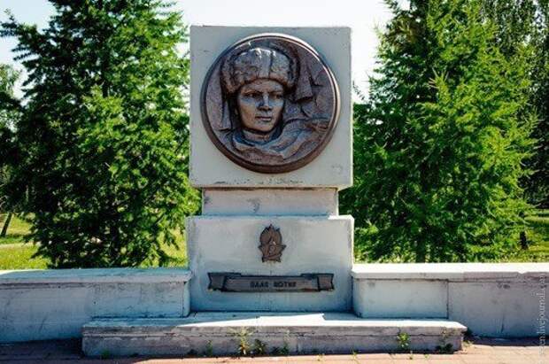 Валя Котик: самый молодой Герой Советского Союза Валя Котик: самый молодой Герой Советского Союза Валя Котик, Велика Отечественная война, герой советского союза, молодой Герой