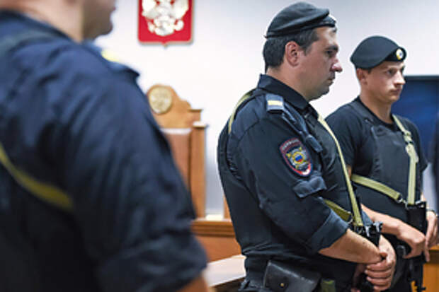 Присяжные вынесли обвинительный вердикт бизнесмену Быкову за двойное убийство