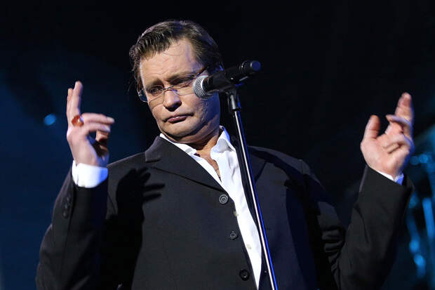 Домогаров заявил, что потерял смысл жизни после смерти сына