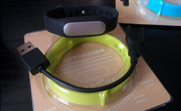 Xiaomi Mi Band, Комлектация