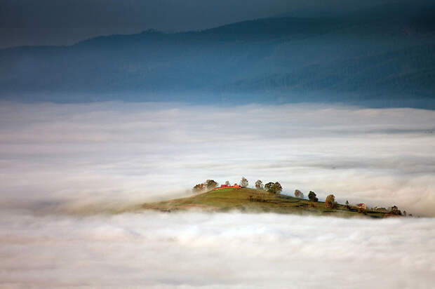 beneaththeMist01 Удивительные пейзажи в объятиях тумана