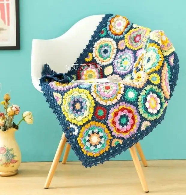 Плед из мотивов крючком (из японского журнала)