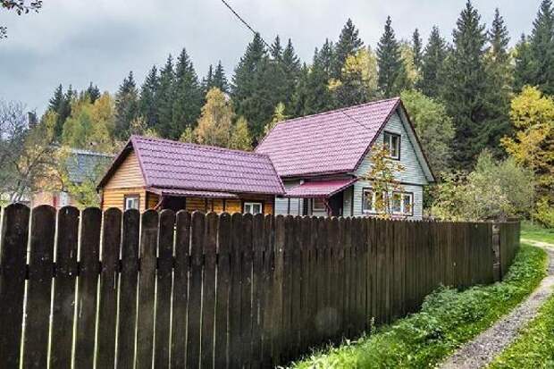 Эксперт раскрыл лучшее время года для покупки дачи