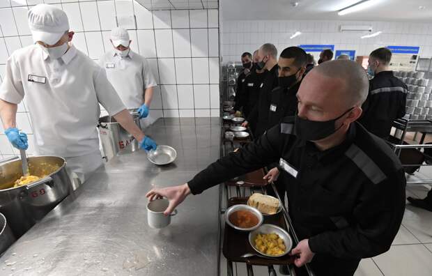 Российским заключенным пообещали яйца и масло