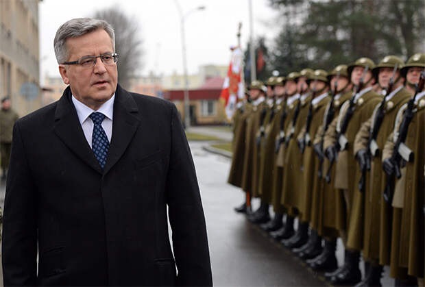 Бронислав Коморовский