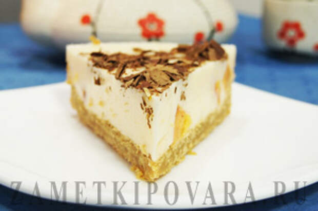 Йогуртовый торт с персиками