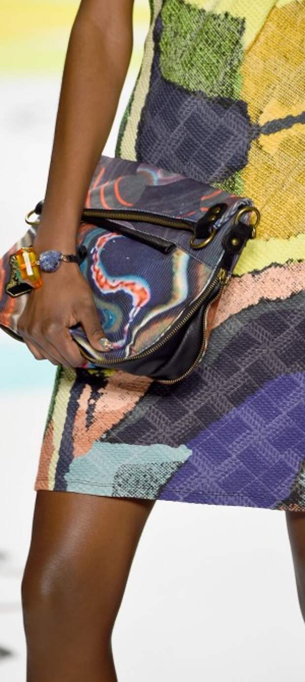 desigual463284986.jpg_401_0_2055.92537313_3696