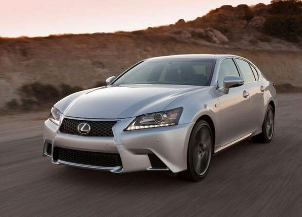 Обзор седана LEXUS GS