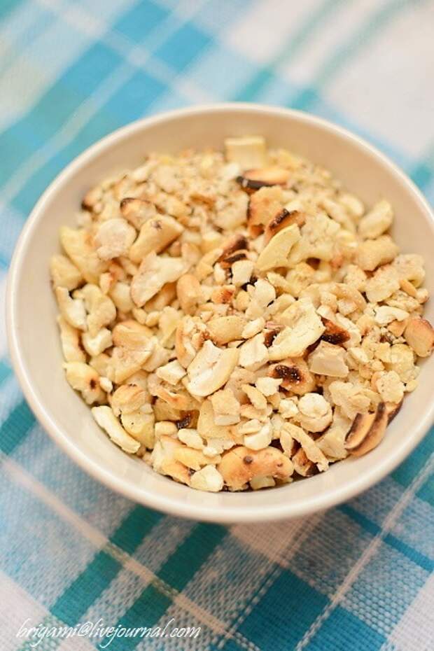 Морковный салат с кешью