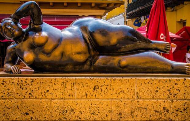 Скульптура Ла Горда в мире, достопримечательност, колумбия
