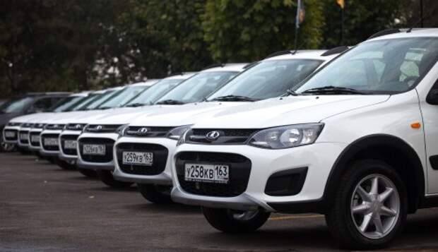 Россияне стали отказываться от автокредитов из-за роста ставок