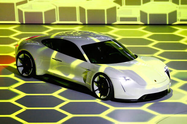Porsche Mission E