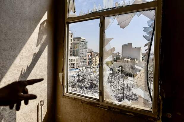 Иран готов к переговорам, но США отвергают дипломатию