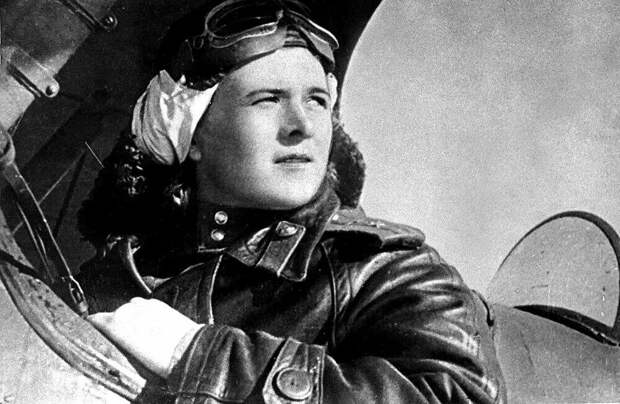 Главная «ночная ведьма» Евдокия Бершанская