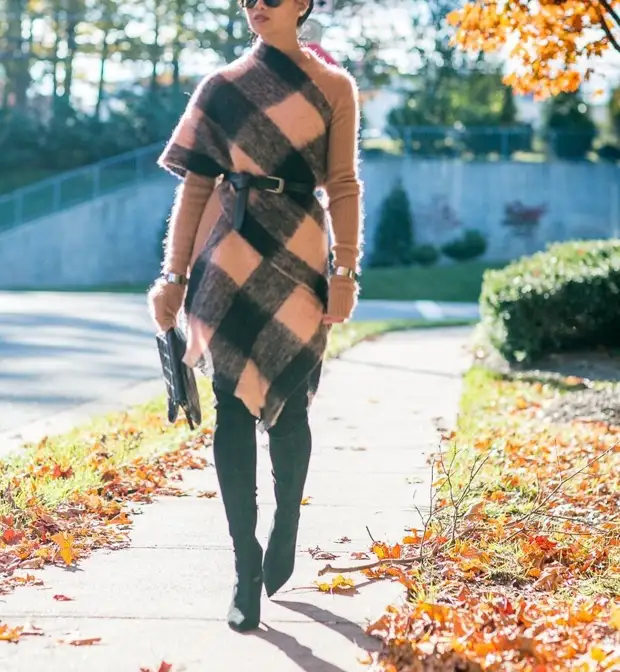 Платье-свитер (осень-зима 2020-2021): вещевое соседство, цветовая палитра, стильные образы.