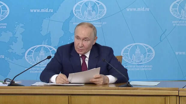Владимир Путин: провокация в Буче нужна была Украине для отказа от договоренностей с Россией