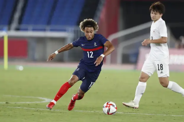 В «Локомотиве» опровергли информацию о переходе Бека-Бека в турецкий клуб