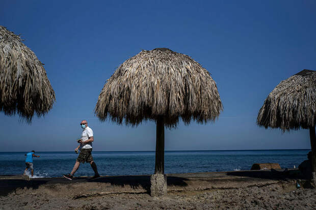 Минэкономразвития рекомендовало россиянам воздержаться от турпоездок на Кубу