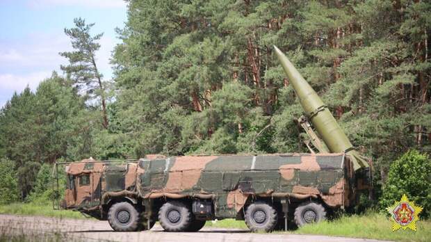 Кирпичом, наверное.-8