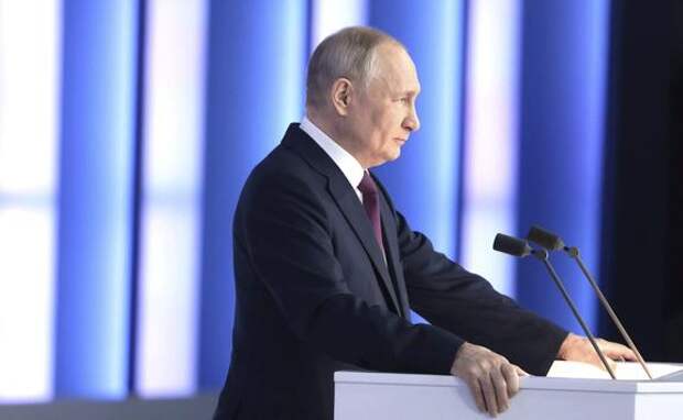 Песков подтвердил, что Путин планирует выступить 16 июня на пленарной сессии Петербургского международного экономического форума