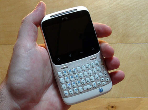 HTC Cha Cha живьем