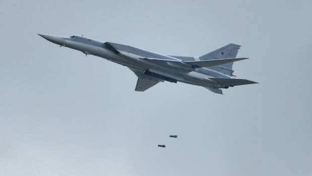 Самолет Ту-22М3 на всероссийском этапе международного конкурса Авиадартс-2015. Архивное фото