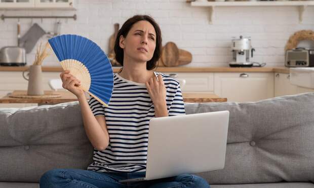 Если сильно потеете без причины, возможно, у вас уже есть эти 5 проблем с сердцем