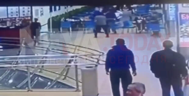 Петербурженка рассказала, как встречала окровавленного сына после потасовки в ТЦ