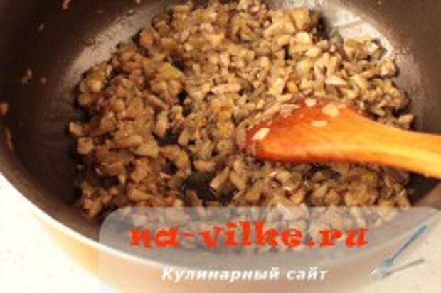 Рулет из лаваша с шампиньонами и картофелем