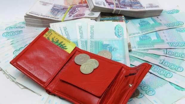 Названы самые высокооплачиваемые отрасли в Крыму и Севастополе