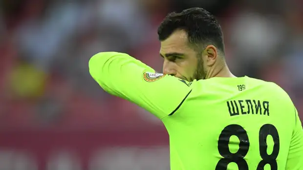 ЭСК РФС отменил красную карточку вратарю «Ахмата» Шелии