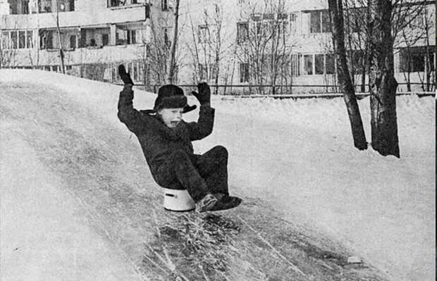 Гипнотическое обаяние прошлого история, ссср
