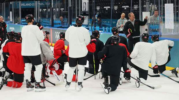 Сбежали из олимпийской деревни, прикрываясь разговорами о комфорте! Канада ставит себя выше всех мировых звезд?