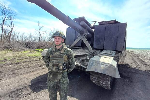 Водитель МСТА-С расказал о буднях работы на 42-тонной самоходке