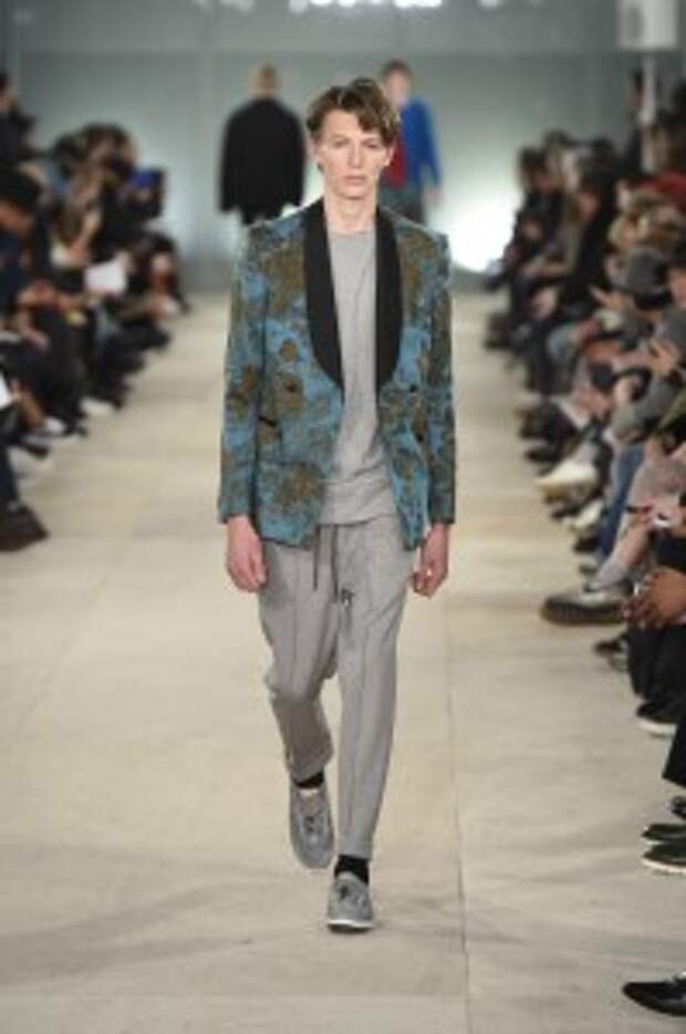 LOOK30