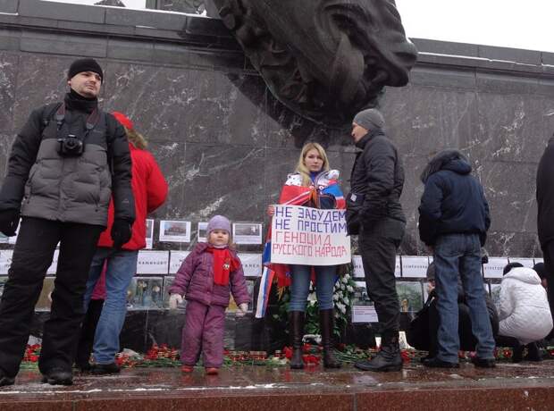 Священная война Новороссии и фальшивый "мир" Порошенко Священная война Новороссии и фальшивый "мир" Порошенко