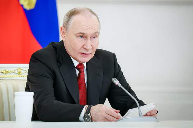 Путин предупредил Трампа о серьезном ответе на украинскую атаку по резиденции