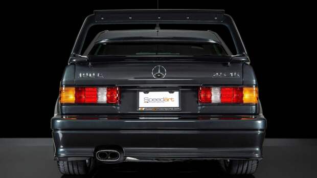 Шикарный Mercedes-Benz 190E 2.5-16 Evolution II 1990 года