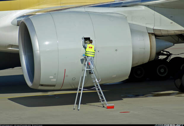 Четыре двигателя или два? Насколько два опаснее четырех? Boeing 777, denokan, авиация, безопасность полетов, ил-96