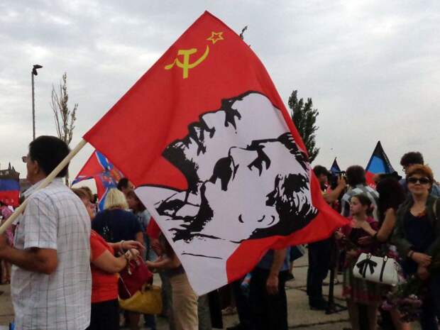 День освобождения Донбасса. То солнце, то дождь над священной высотой