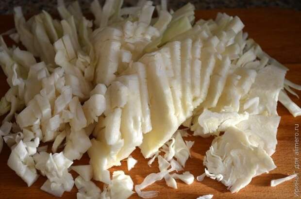 салат из капусты и зеленого горошка