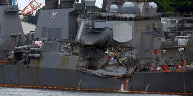 Тайна столкновения эсминца США «Фицджеральд» с контейнеровозом оказалась ужасной