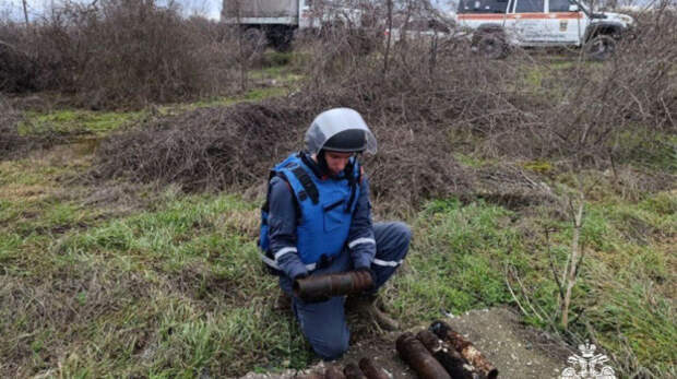 В Крыму уничтожили 20 взрывоопасных предметов времен Великой Отечественной войны