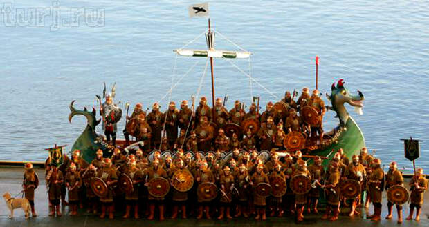 Шотландия, Леруик, Фестиваль Апхелио, Up Helly Aa Festival, Шетландские острова, праздники Шотландии, фестивали Шотландии, огненные праздники, викинги
