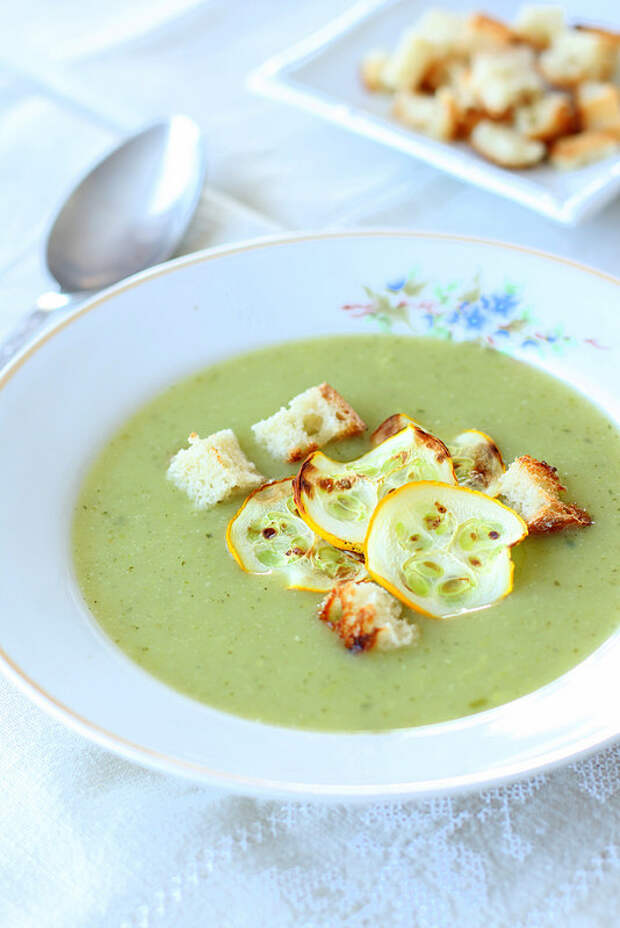 zucchini soup.2497