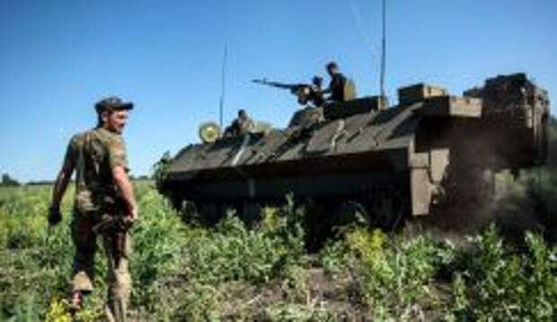 Украинские военные в пригороде Донецка