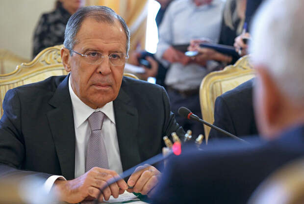 Министр иностранных дел РФ Сергей Лавров во время встречи с главой МИД Испании Хосе Мануэлем Гарсия-Маргальо