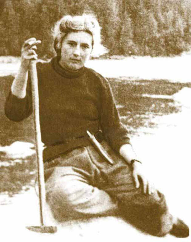 Лариса Анатольевна Попугаева (Гринцевич), 1951 год.